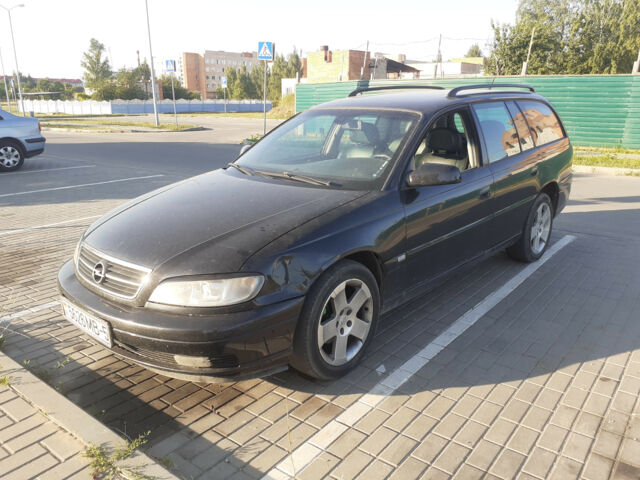 Opel Omega 2003 року