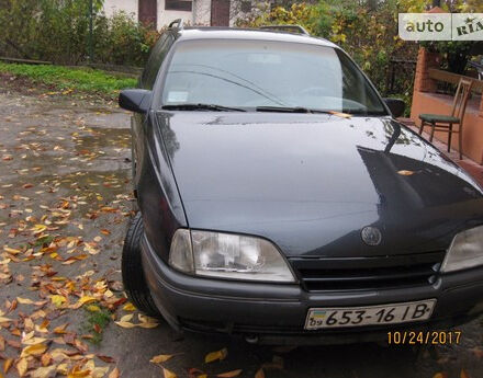 Opel Omega 1989 року