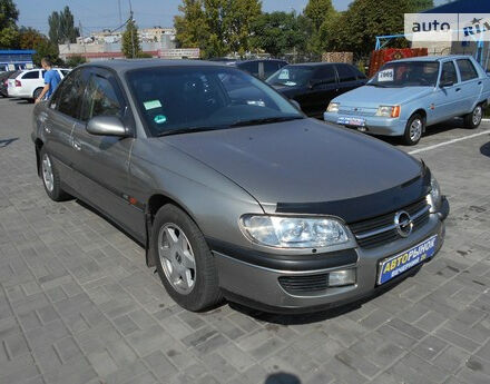 Opel Omega 1987 року