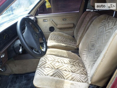 Опель Рекорд 1984 року Opel Rekord 1984 року
