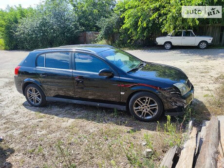 Opel Signum 2004 року