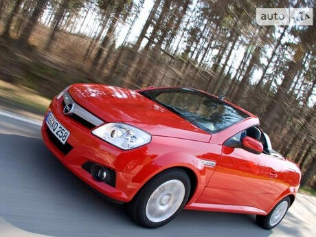 Опель Тигра 1995 года Opel Tigra 1995 года
