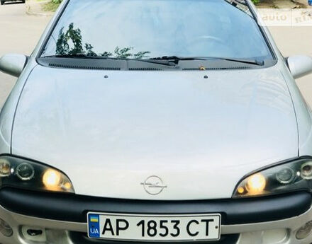 Opel Tigra 2000 року