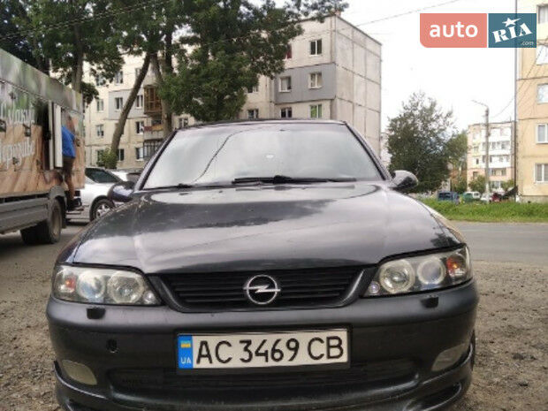 Опель Вектра Б 1996 року Opel Vectra B 1996 року