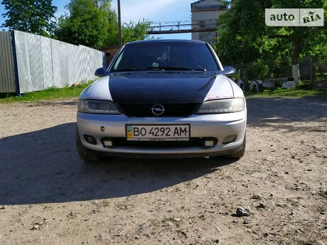 Opel Vectra B 1998 года