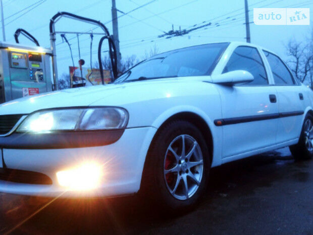 Опель Вектра Б 1998 года Opel Vectra B 1998 года