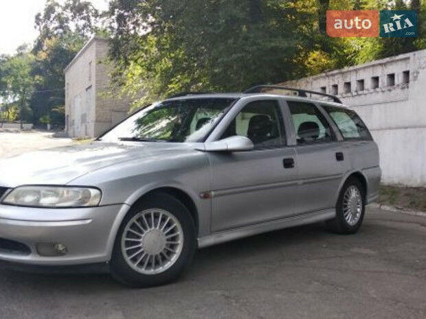 Opel Vectra B 2000 года