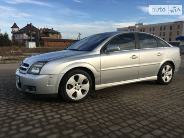 Opel Vectra GTS 2004 года