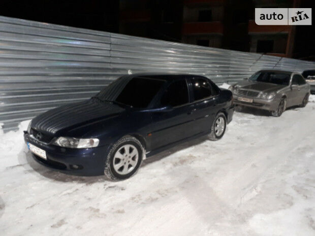 Опель Вектра 2001 року Opel Vectra 2001 року
