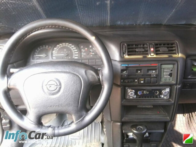 Opel Vectra 1993 года