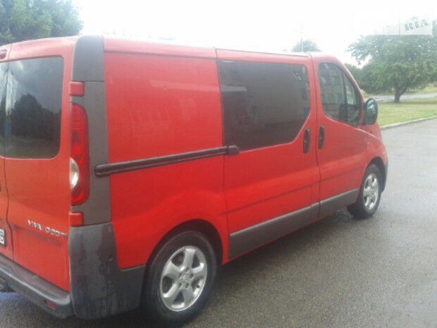 Opel Vivaro груз. 2007 року