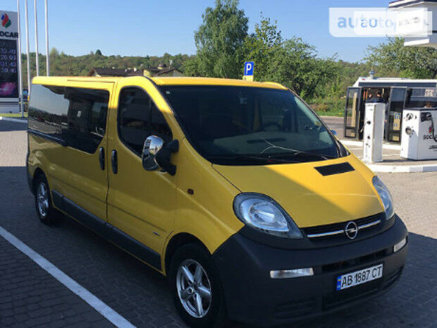 Opel Vivaro пасс. 2006 года