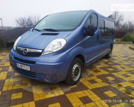 Opel Vivaro пасс. 2014 року