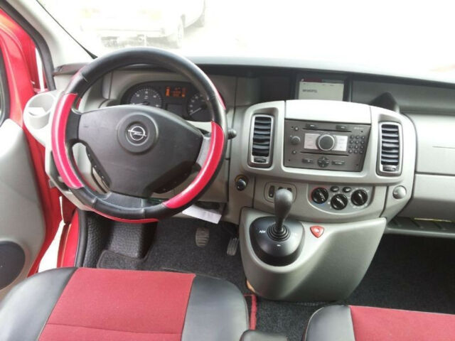 Opel Vivaro 2009 года
