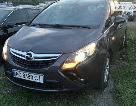 Opel Zafira Tourer 2013 года