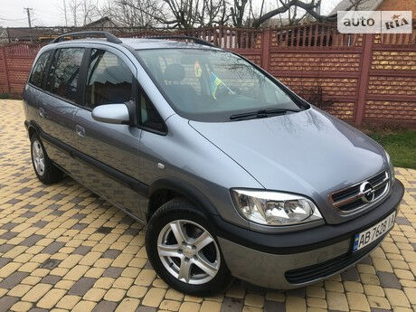 Opel Zafira 2003 года