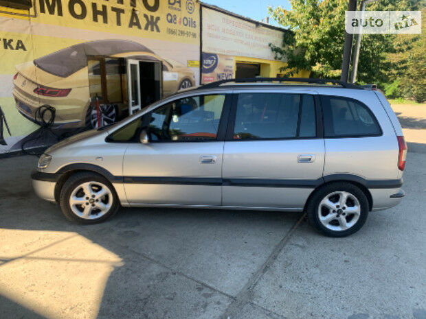 Opel Zafira 2003 года