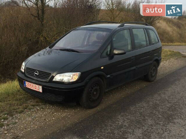 Opel Zafira 2001 року