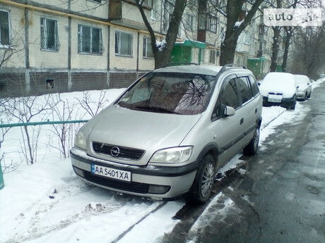 Opel Zafira 2001 года