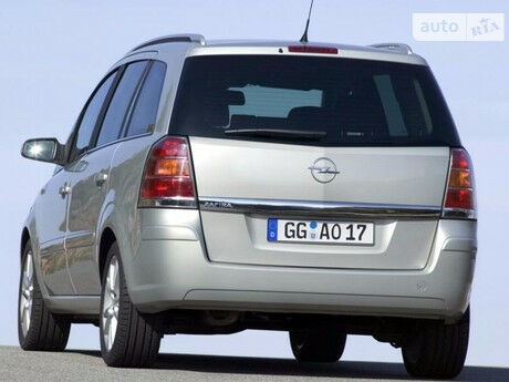 Опель Зафира 2003 року Opel Zafira 2003 року