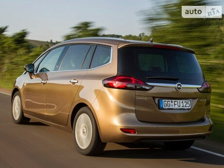 Опель Зафира 2005 года Opel Zafira 2005 года