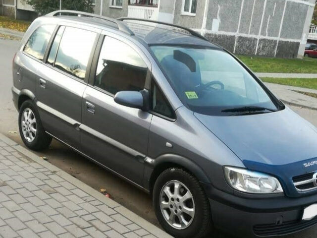 Opel Zafira 2005 года