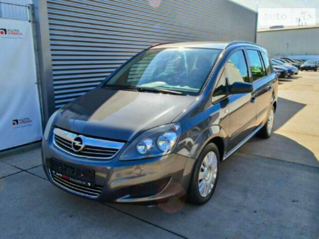 Opel Zafira 2009 года