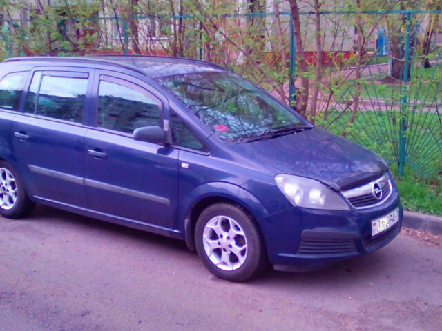 Opel Zafira 2006 року