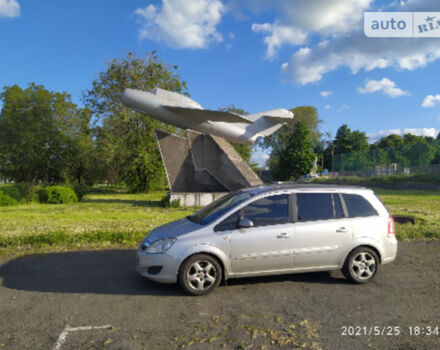 Opel Zafira 2008 року