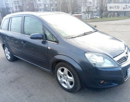 Opel Zafira 2008 року