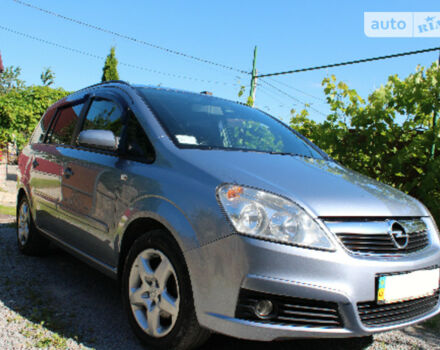 Opel Zafira 2008 года