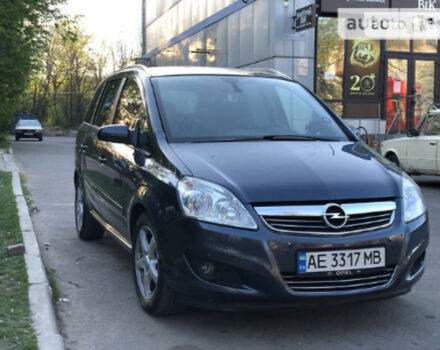 Opel Zafira 2008 року