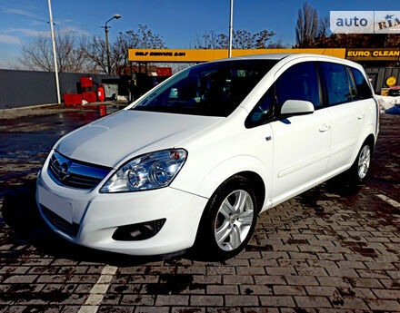 Opel Zafira 2008 года