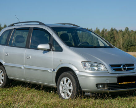 Opel Zafira 2004 года