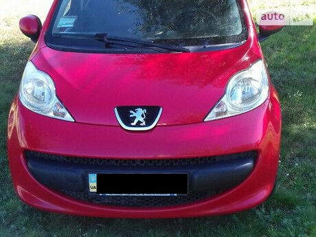 Peugeot 107 2007 года