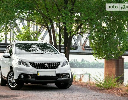 Peugeot 2008 2016 года