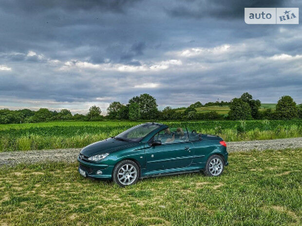 Peugeot 206 СС 2003 року