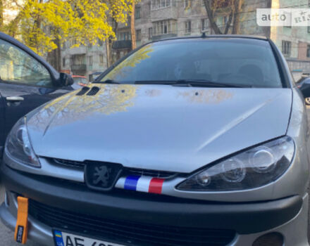 Peugeot 206 2004 року - Фото 2 автомобіля