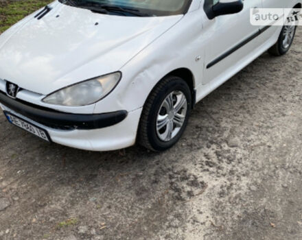 Peugeot 206 2008 года - Фото 3 авто