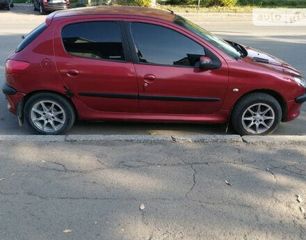 Peugeot 206 2003 года