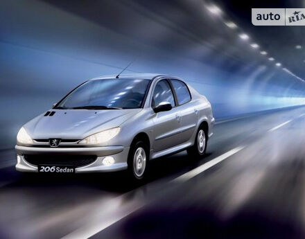 Peugeot 206 2008 року