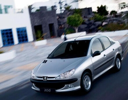 Peugeot 206 2015 року