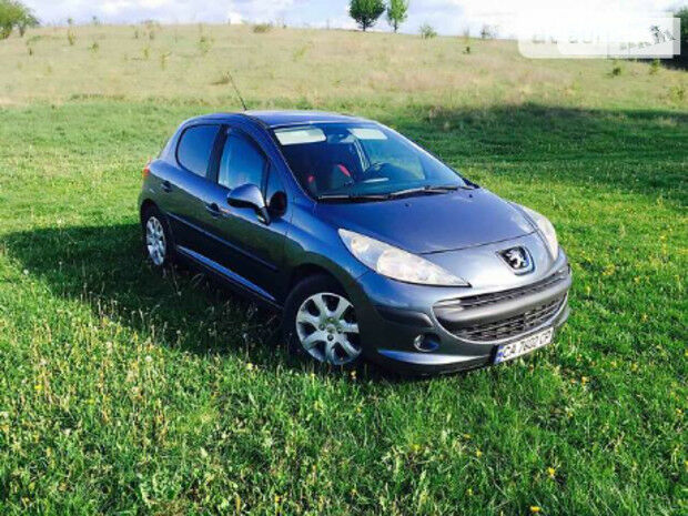 Peugeot 207 2007 года