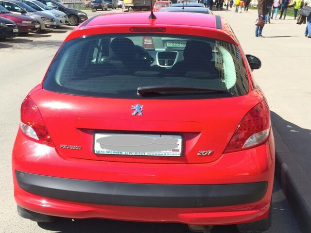 Peugeot 207 2009 року