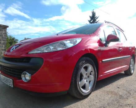 Peugeot 207 2009 года