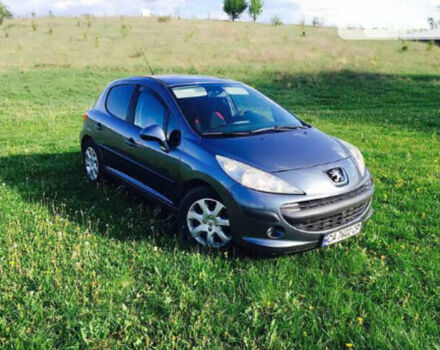 Фото на отзыв с оценкой 4.4 о Peugeot 207 2007 году выпуска от автора "Максим" с текстом: Гарний автомобіль для сім'ї. Перше авто з коробкою автомат за 10 років водійського стажу, і я ска...