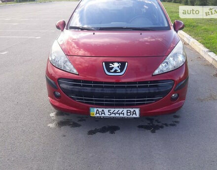 Peugeot 207 2006 года