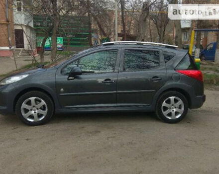 Peugeot 207 2009 года