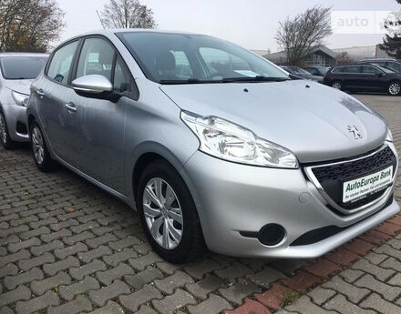 Peugeot 208 Hatchback (5d) 2014 года