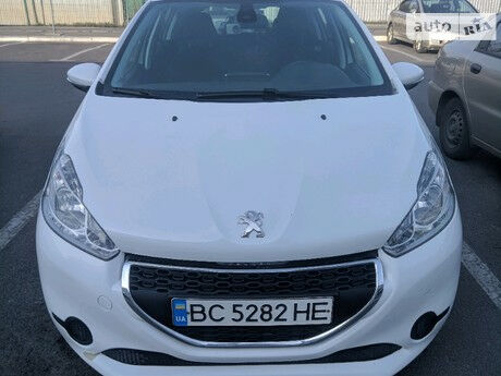 Peugeot 208 2013 року